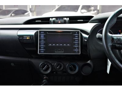 2018 Toyota Revo Double Cab 2.4E  Prerunner auto รูปที่ 14